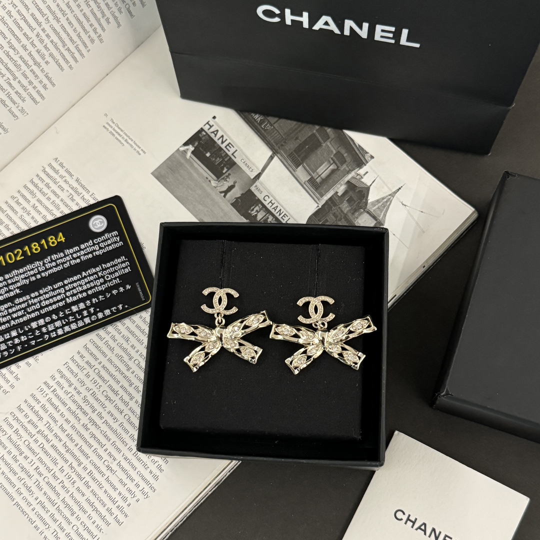 Bagsaaa Ch**el Earrings 06