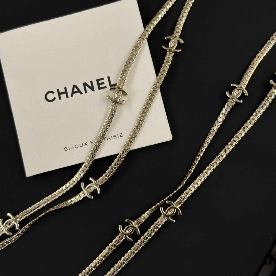 Bagsaaa Ch**el Long Necklace