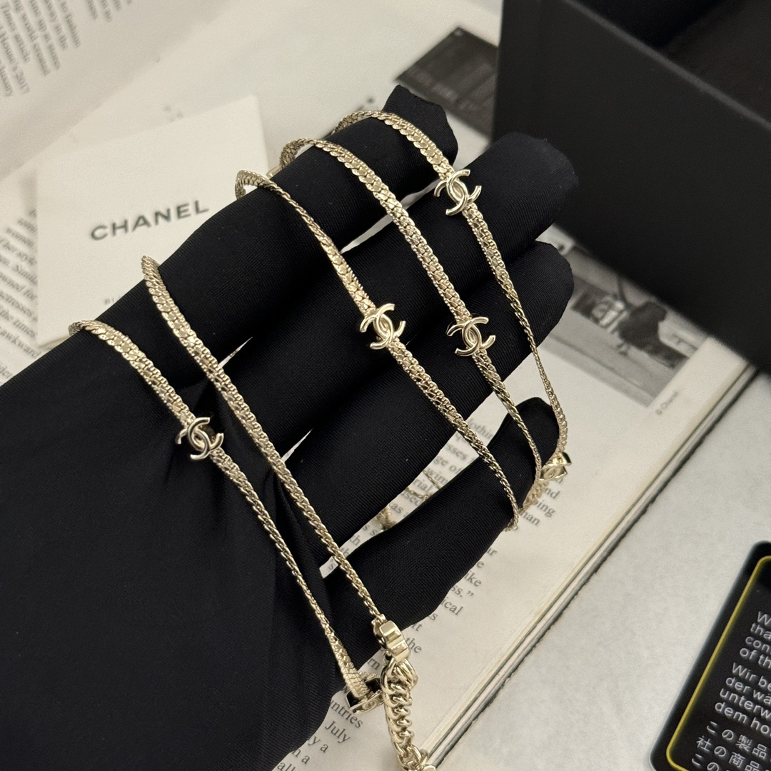 Bagsaaa Ch**el Long Necklace