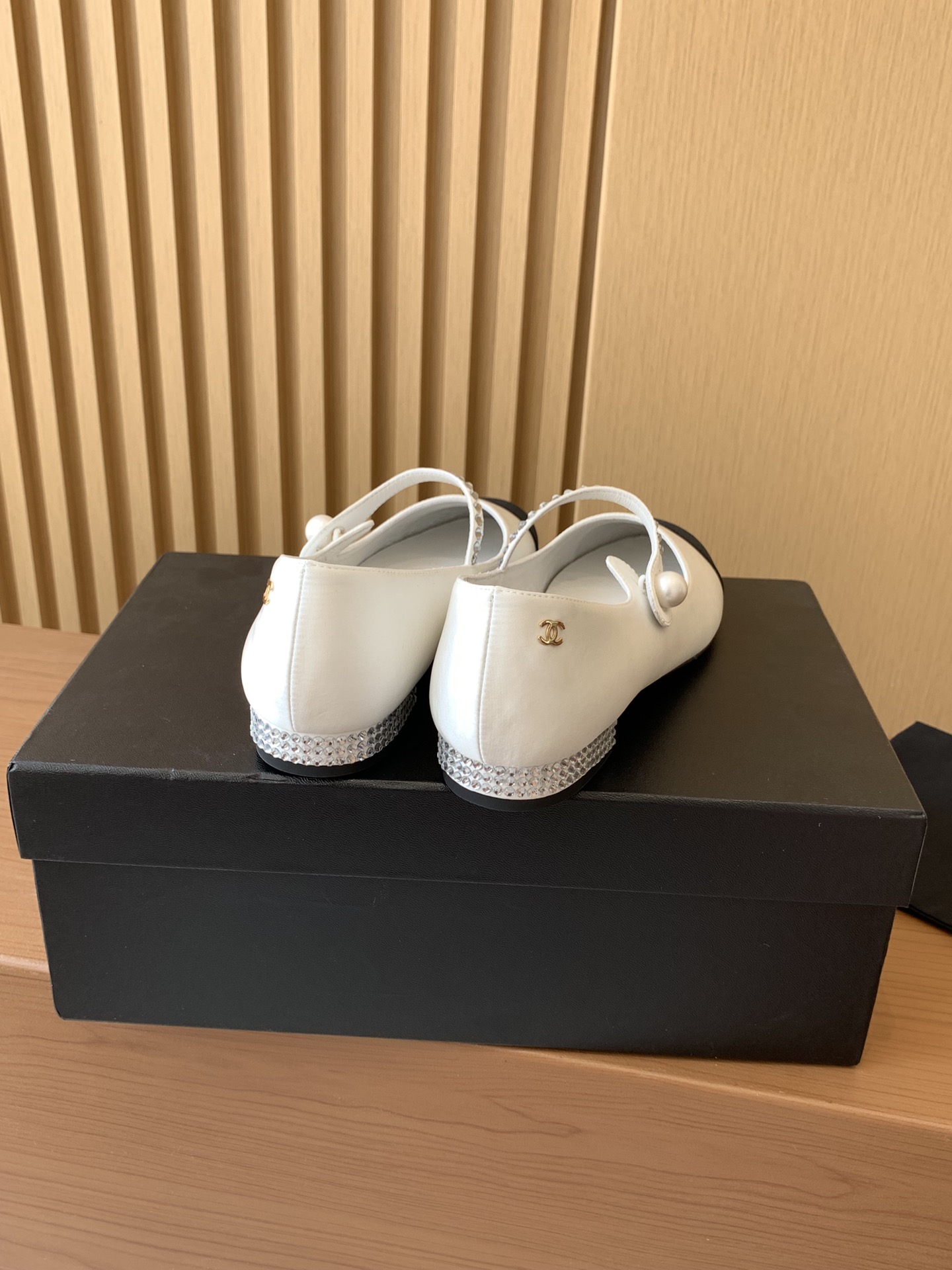 Bagsaaa Ch**el Mary Janes G45877 White Strass