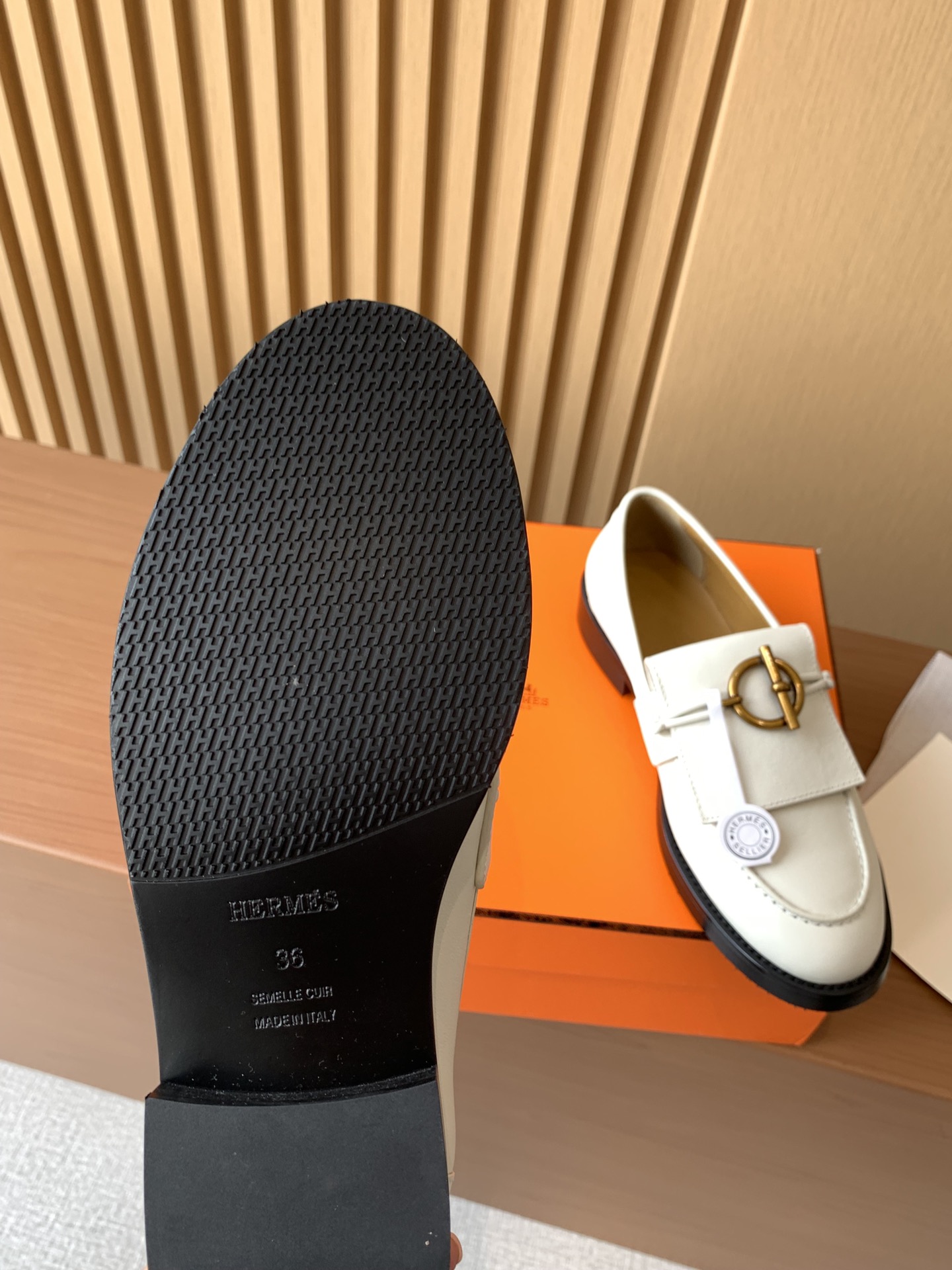 Bagsaaa H**me5 Impact Loafer White