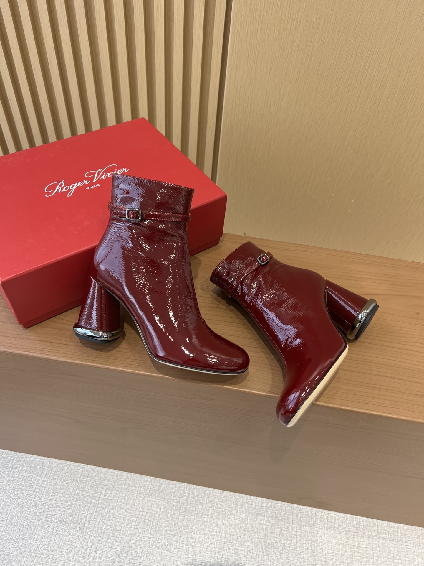 Bagsaaa Roger Vivier Viv