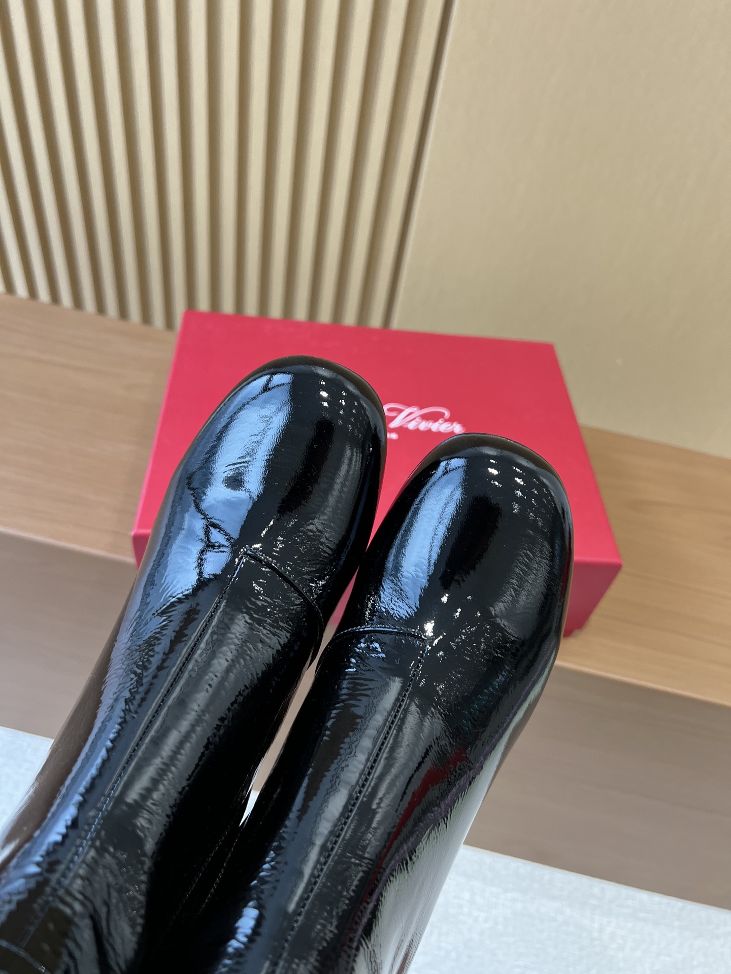 Bagsaaa Roger Vivier Viv