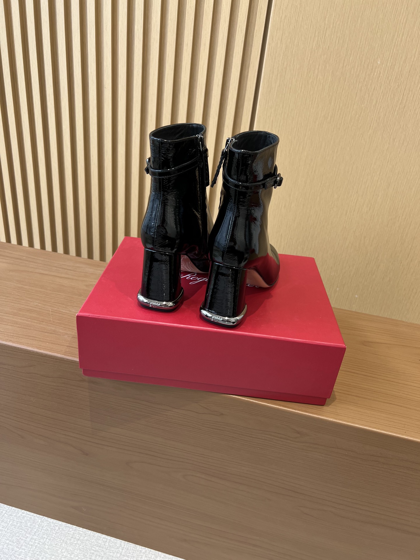 Bagsaaa Roger Vivier Viv