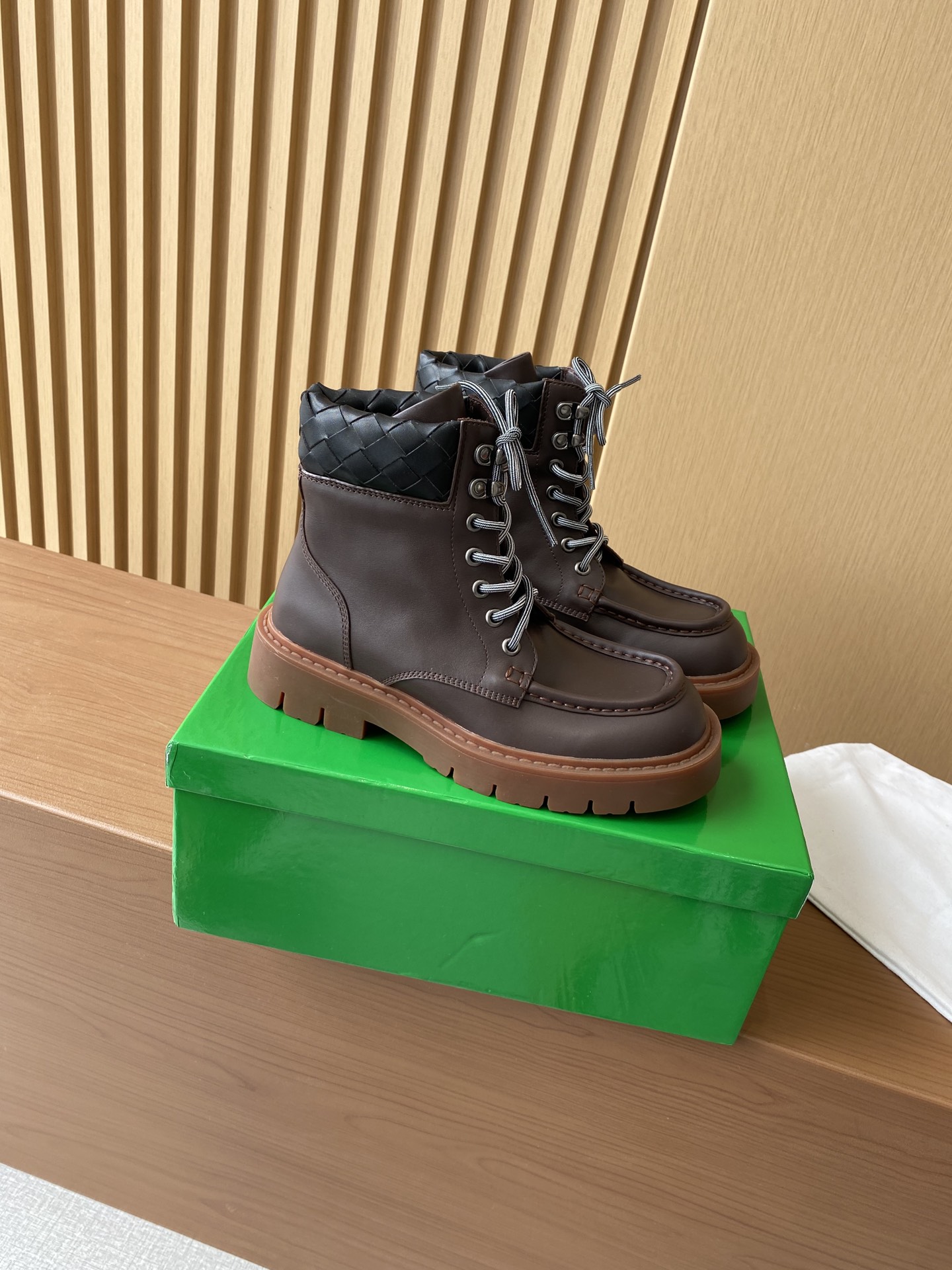 Bagsaaa B0tt*ga Ven*ta Haddock Lace-Up Ankle Boot Dark Brown