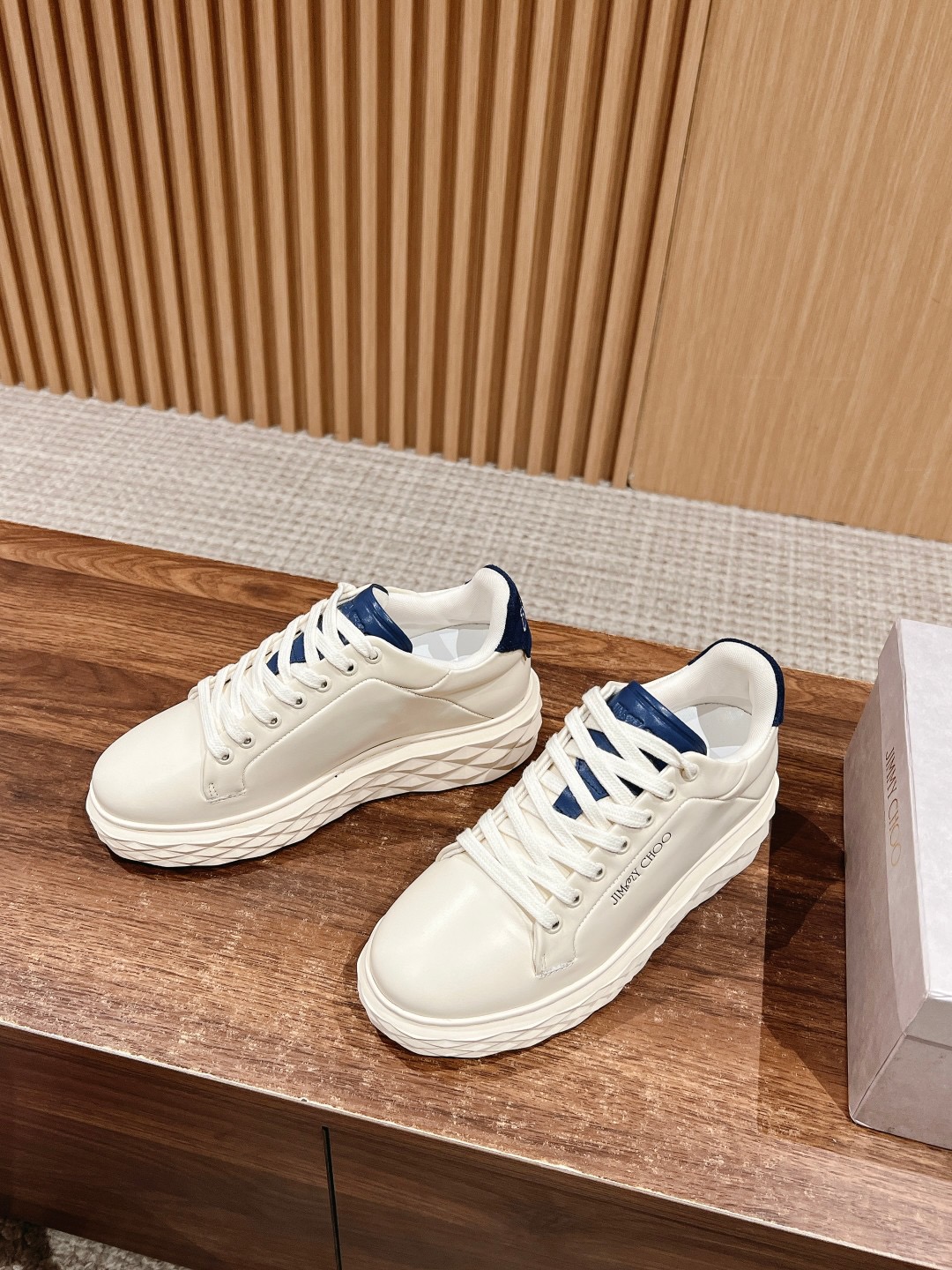 Bagsaaa J1m*y Ch00 Malbon D1am0nd Golf/F Latte and Navy Leather Trainers
