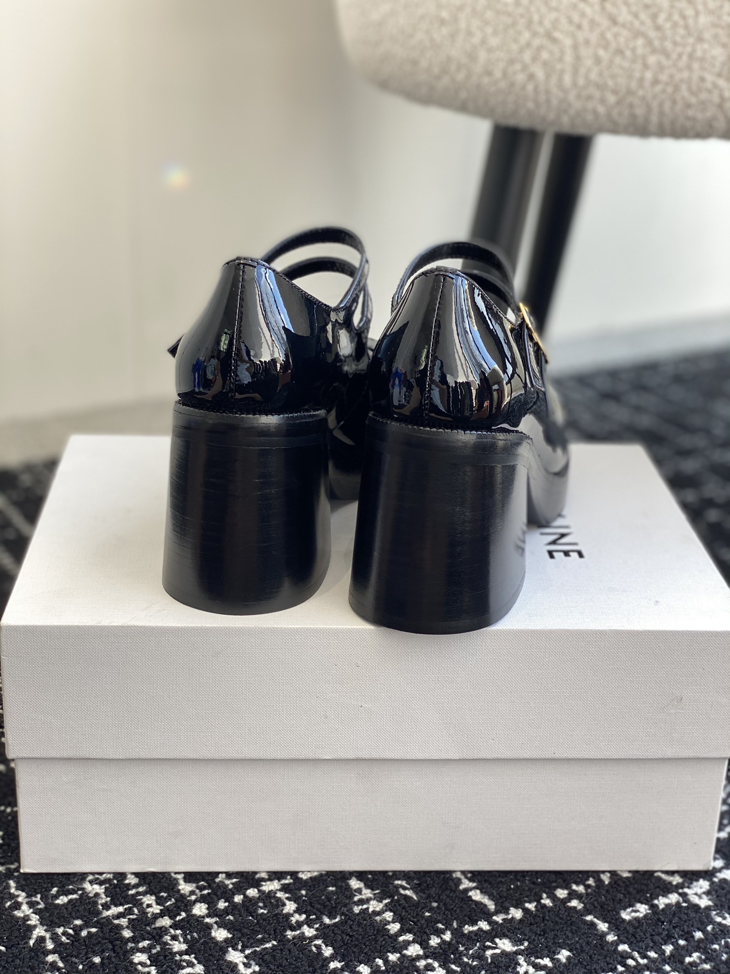 Bagsaaa Ce1i*e Tess Babies In Patent Calfskin Black