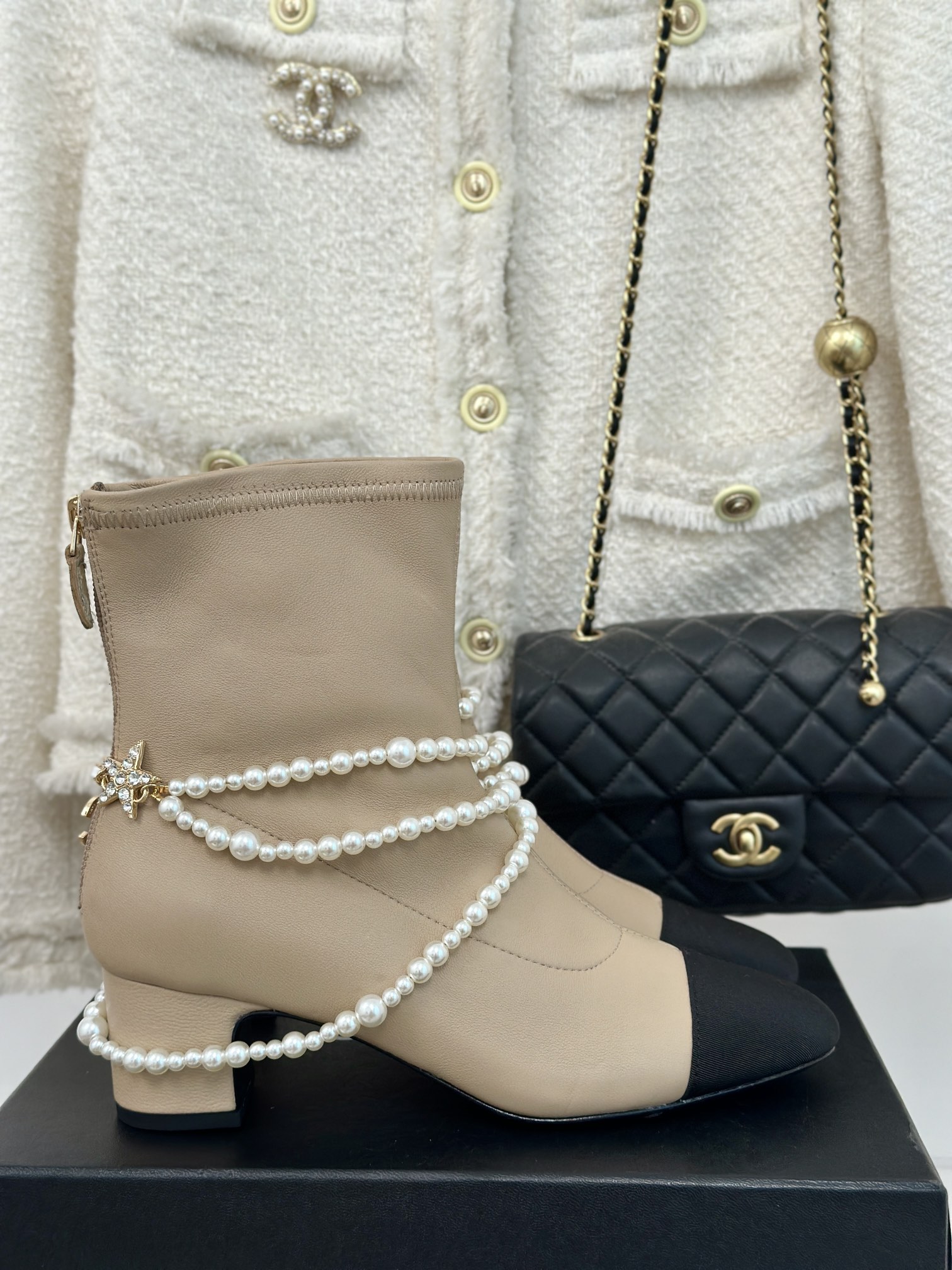 Bagsaaa Ch**el Short Boots Beige & Imitation Pearls G45794