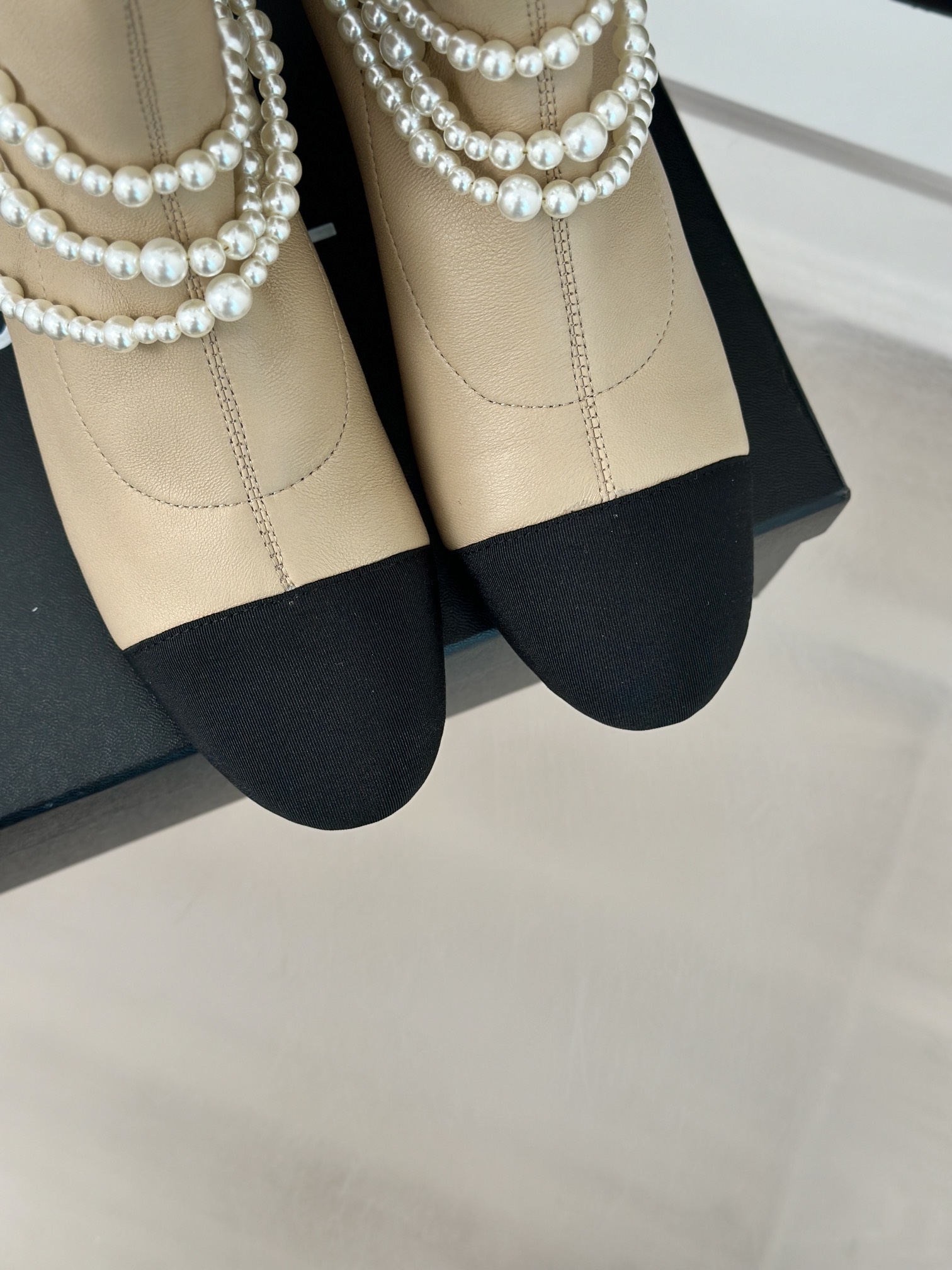 Bagsaaa Ch**el Short Boots Beige & Imitation Pearls G45794
