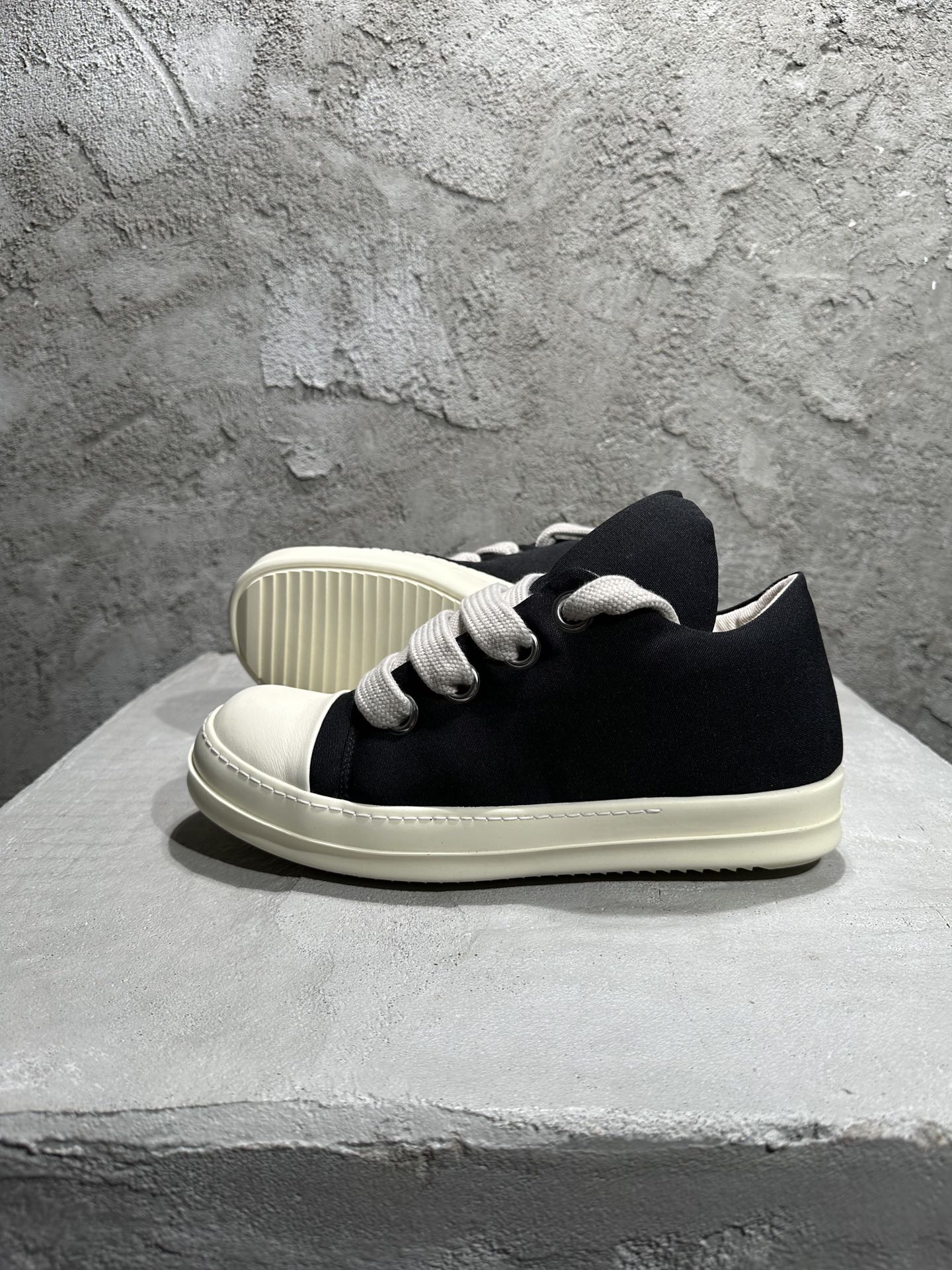 Bagsaaa Rick Owens Sneakers 02