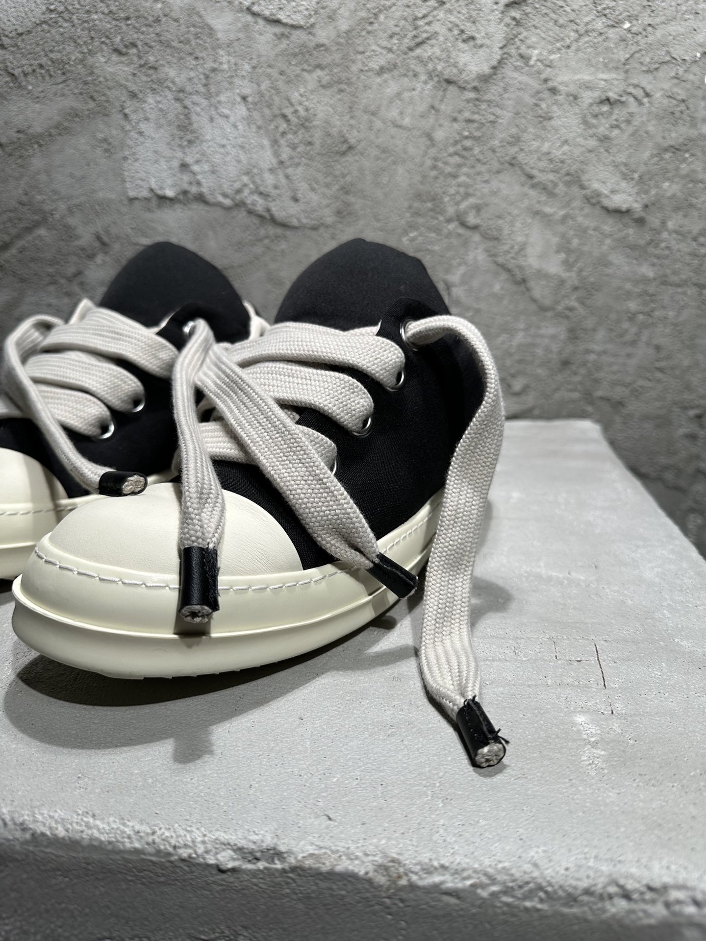 Bagsaaa Rick Owens Sneakers 02