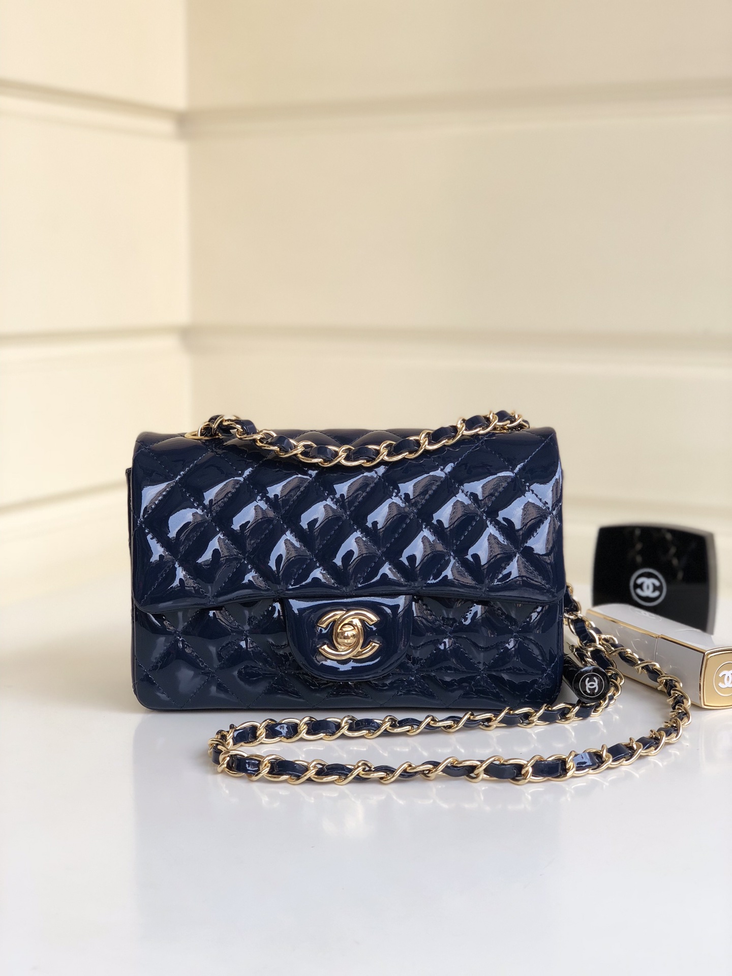 Bagsaaa Ch**el Mini Flap Bag Navy Blue Patent & Gold Hardware - 20cm