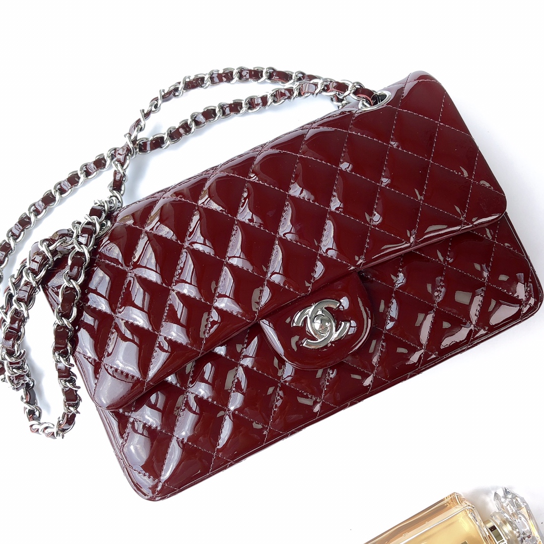 Bagsaaa Ch**el Flap Bag Red Patent & Silver Hardware - 25x15x6cm