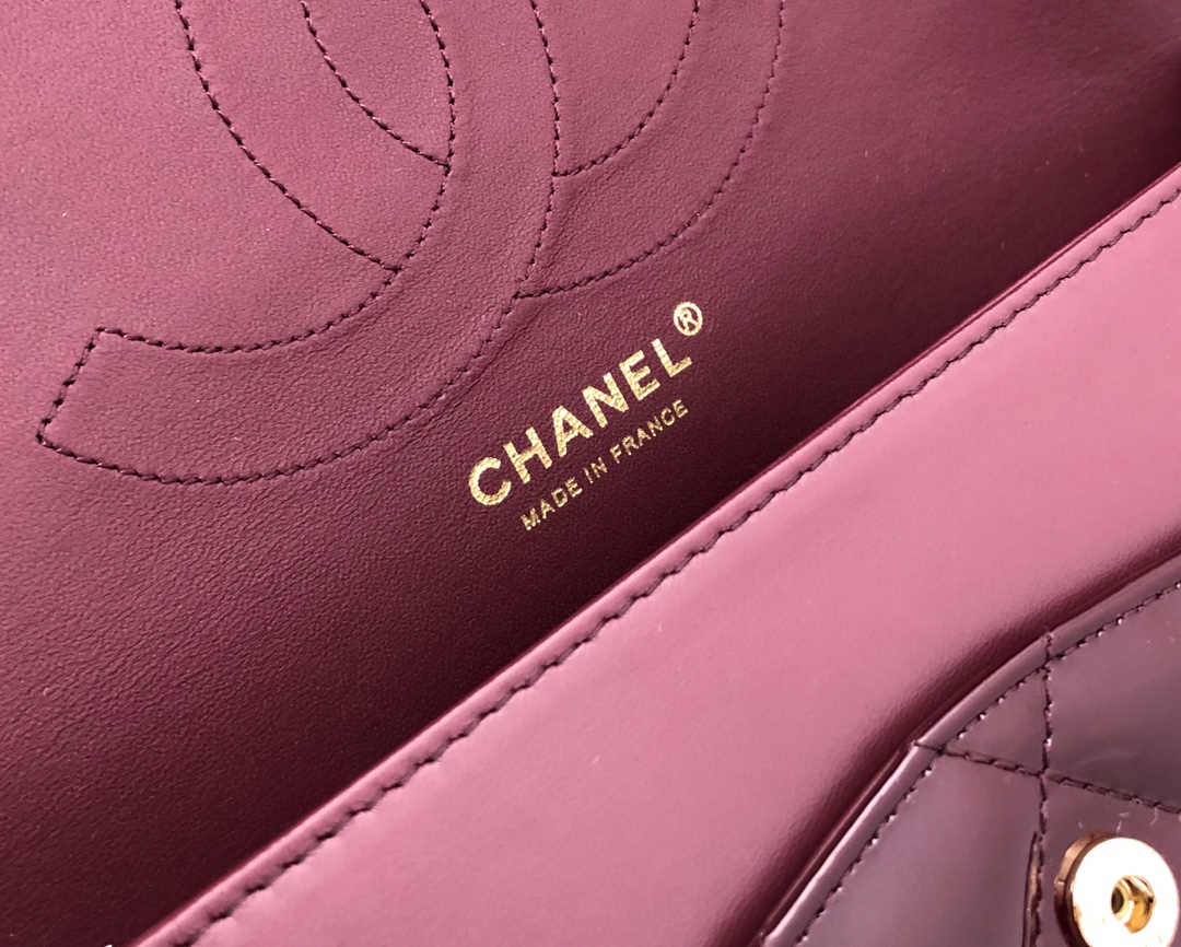 Bagsaaa Ch**el Flap Bag Dark Red Patent & Gold Hardware - 30cm