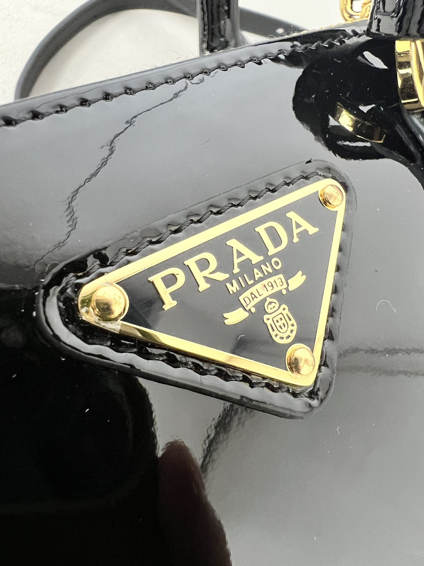 Bagsaaa Pra*a Galleria patent leather mini bag Black - 20*14.5*9.5 cm