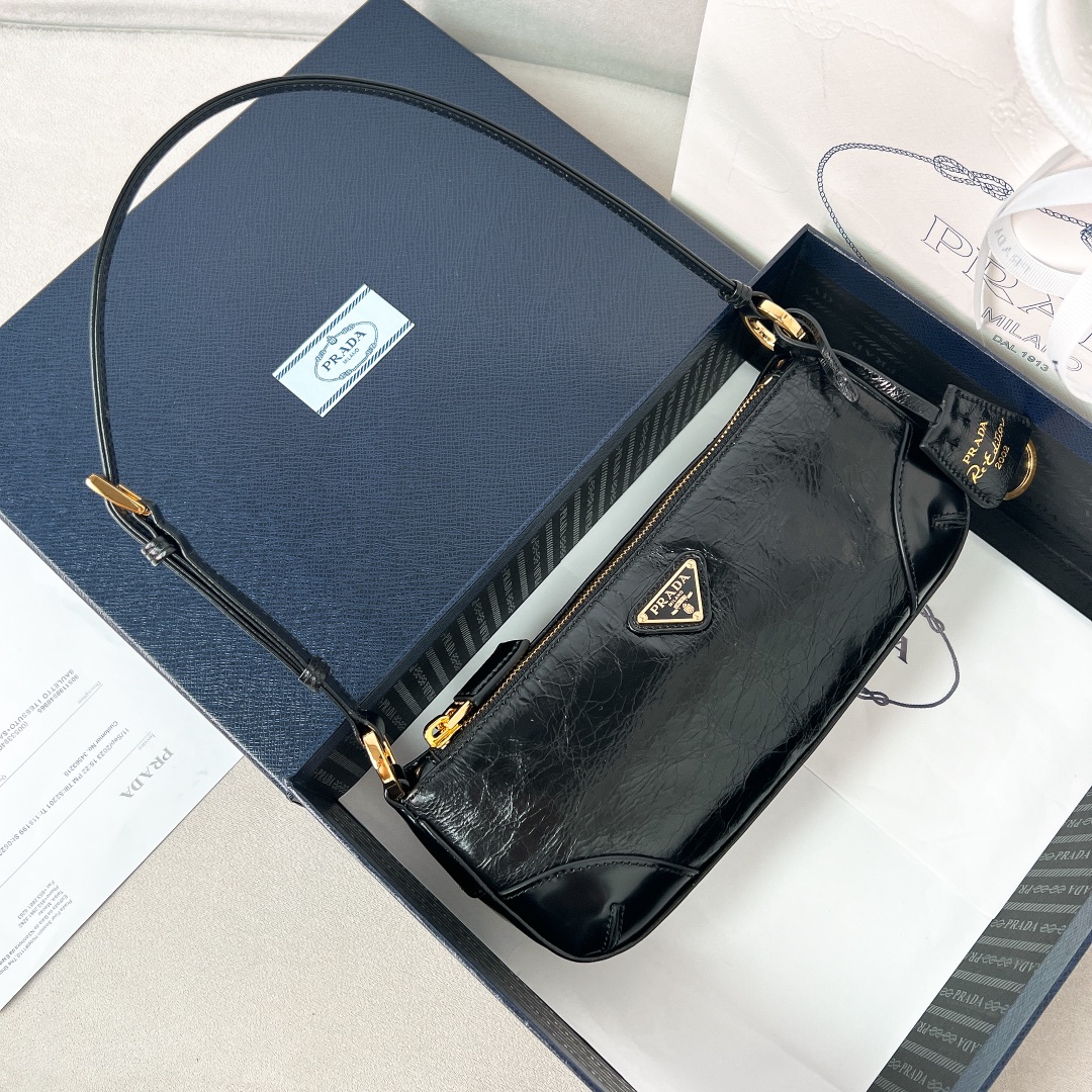 Bagsaaa Pra*a Re-Edition 2002 small leather shoulder bag black - 23.5*10*5 cm