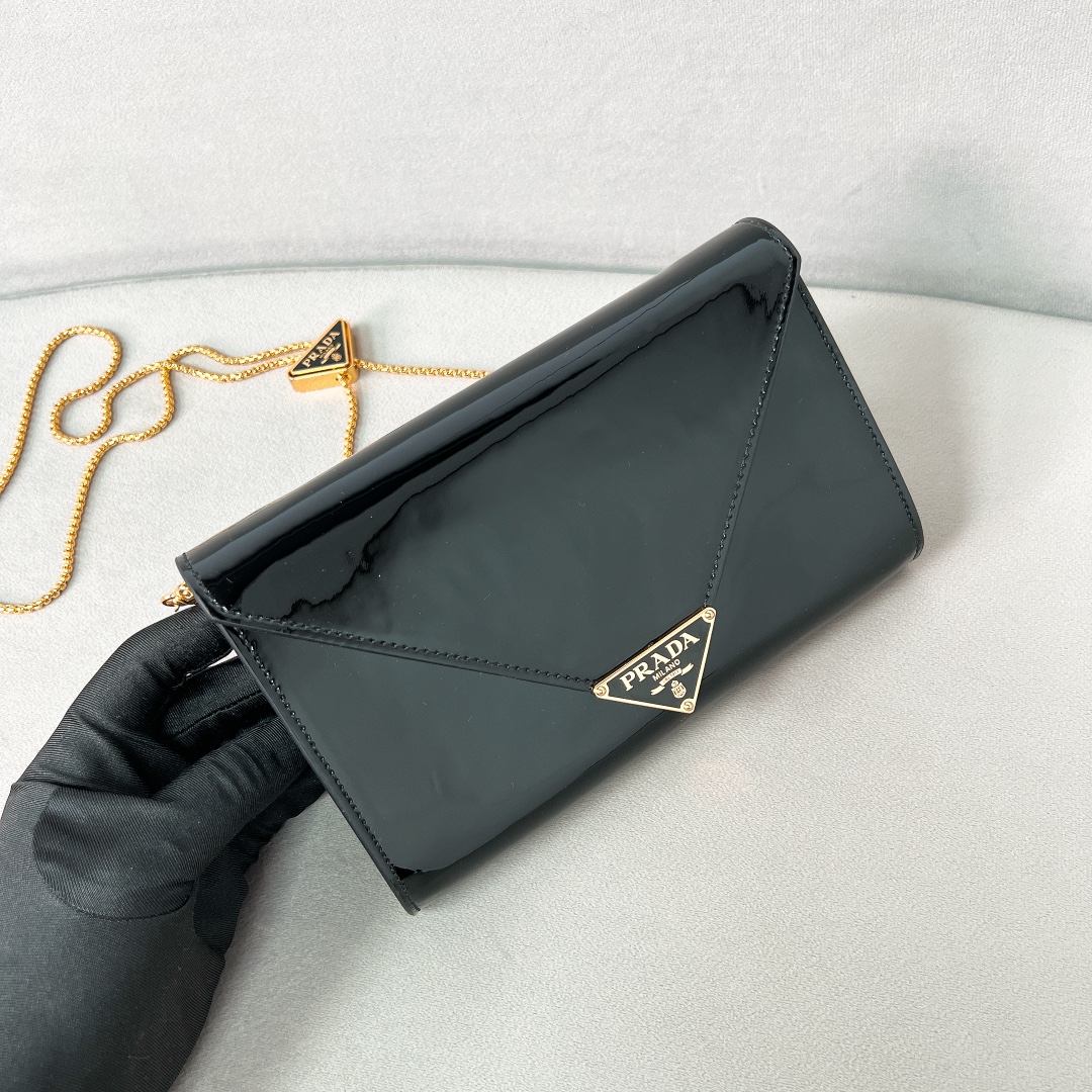 Bagsaaa Pra*a Patent leather mini-bag black - 20*11.5cm