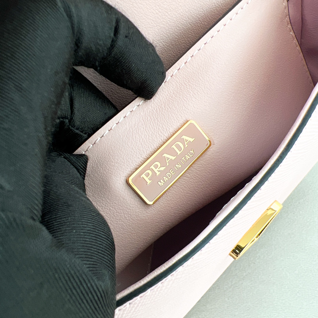 Bagsaaa Pra*a Saffiano leather mini-bag pink - 20.5*10.5*4 cm