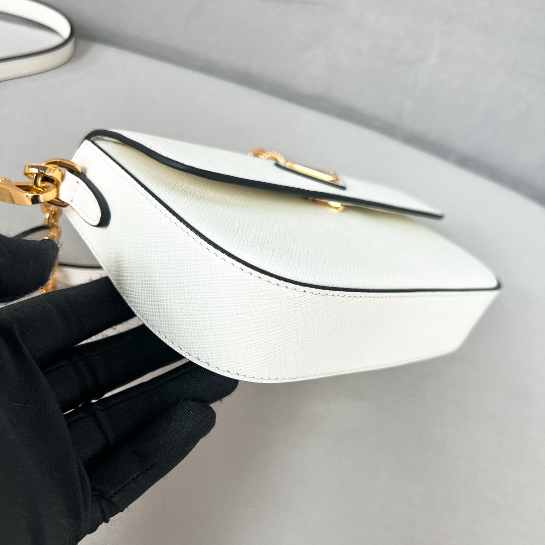 Bagsaaa Pra*a Saffiano leather mini-bag white - 20.5*10.5*4 cm