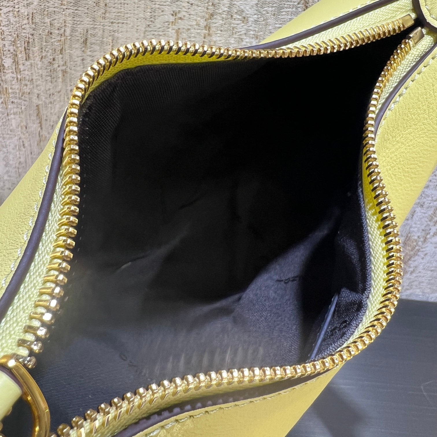 Bagsaaa F**digraphy Mini yellow leather mini bag - 20x7.5x13cm