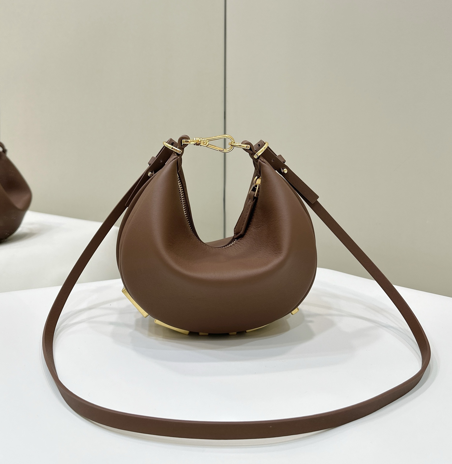 Bagsaaa F**digraphy Mini brown leather mini bag - 20x7.5x13cm