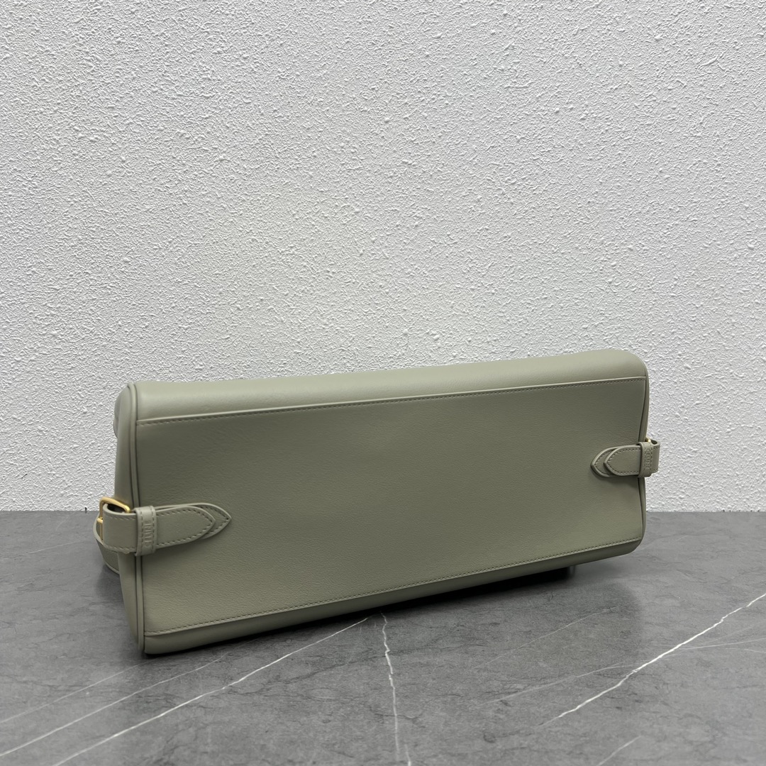 Bagsaaa Ce1i*e Medium Appoline Bag In S*pple Calfskin Green Clay - 37.5 x 22 x 16 CM