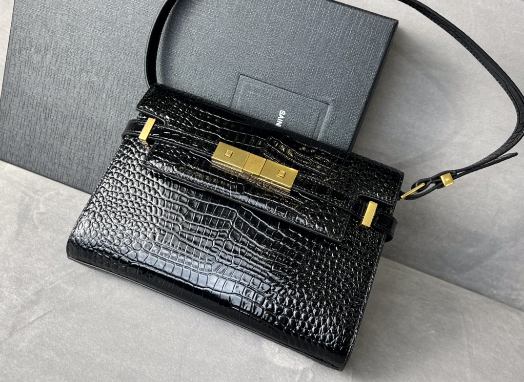 Bagsaaa Y51 Manhattan Small In Shiny Crocodile-Embossed Leather Black - 24 x 17.5 x 6 CM