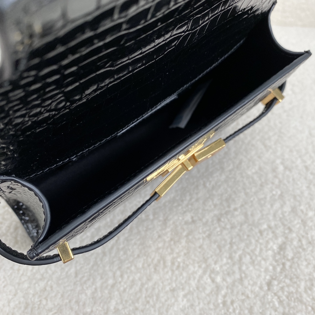 Bagsaaa Y51 Manhattan Mini In Shiny Crocodile-Embossed Leather Black - 19 x 14 x 4 cm