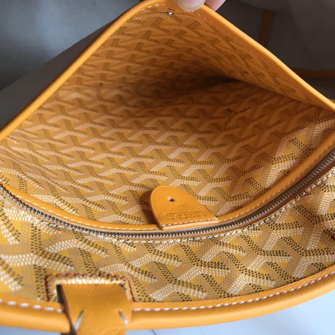 Bagsaaa G09ard Artois PM Bag Yellow - 25 x 14 x 30 cm