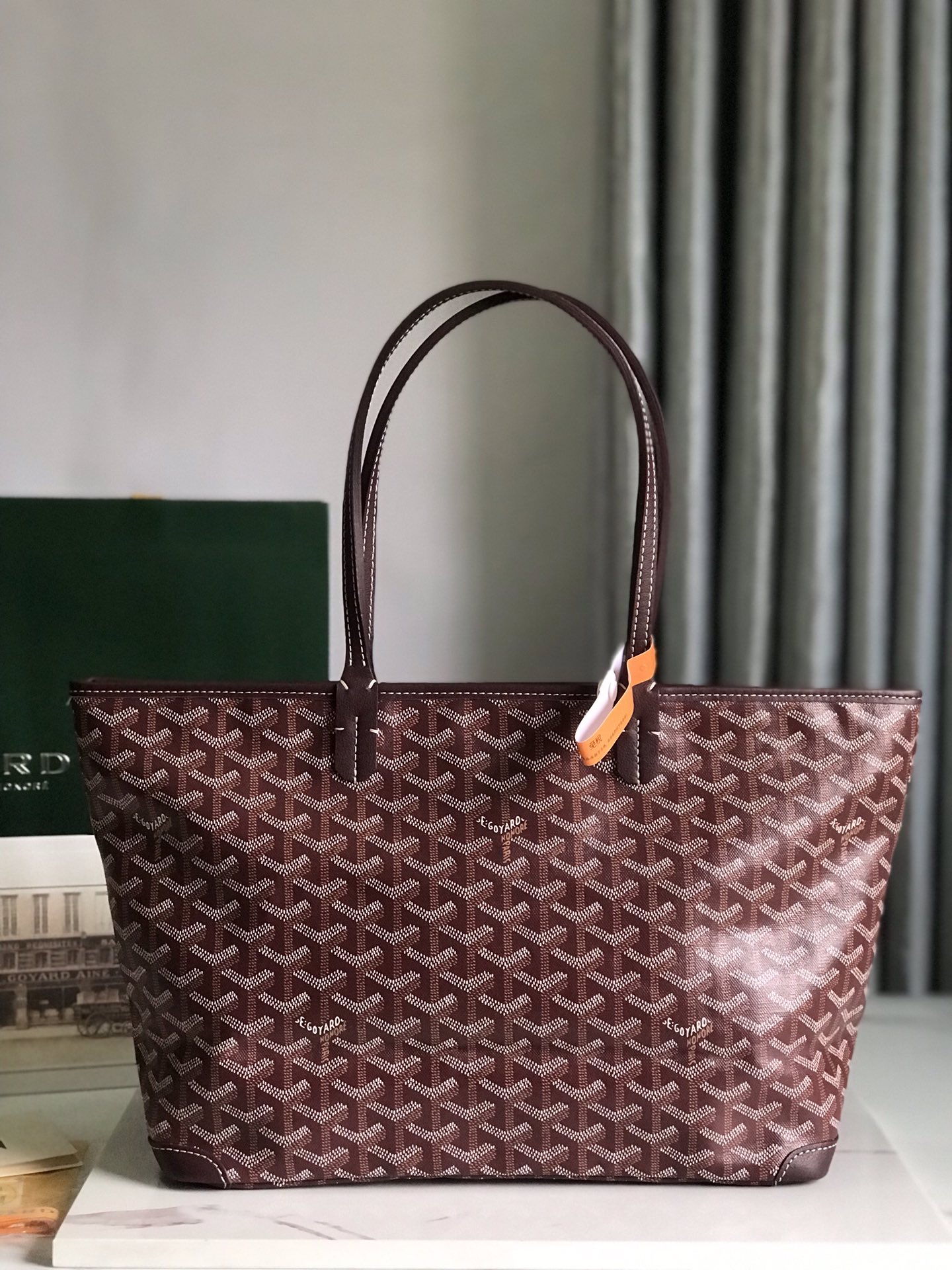 Bagsaaa G09ard Artois PM Bag Dark Red - 25 x 14 x 30 cm