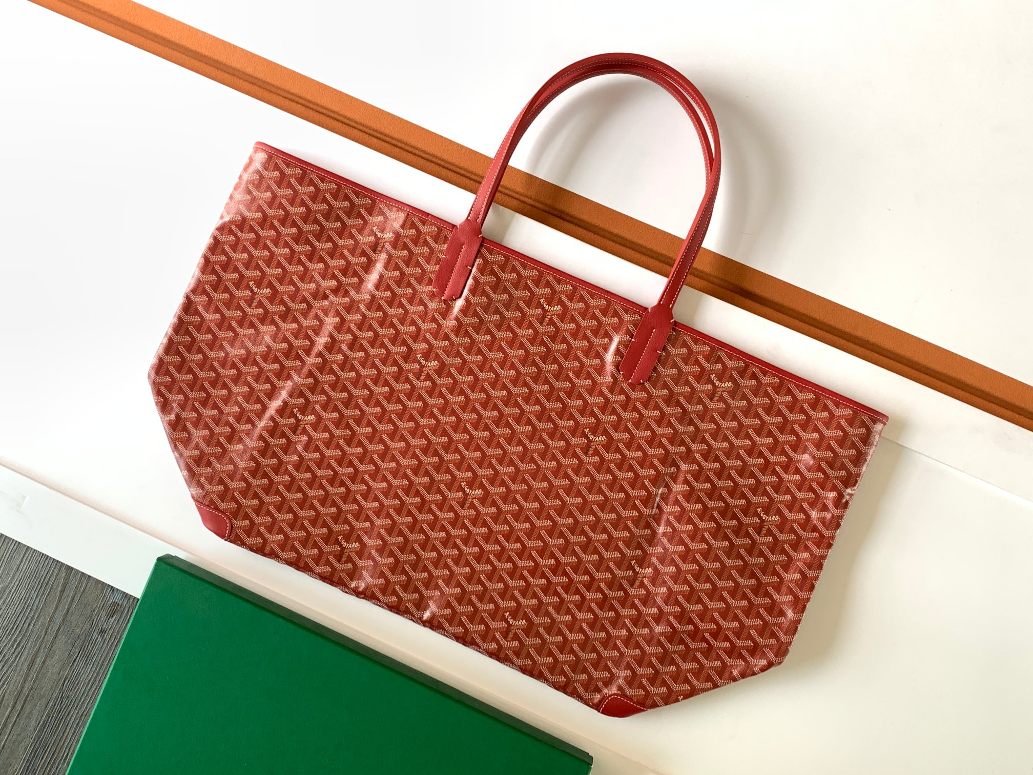 Bagsaaa G09ard Artois GM Bag Red - 68 x 24 x 37 cm