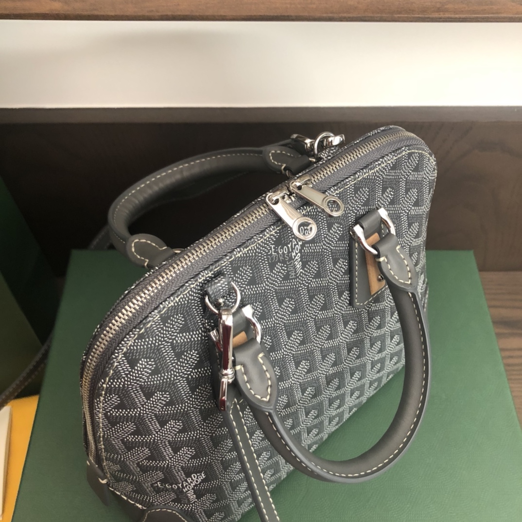 Bagsaaa G09ard Vendôme Mini Bag Gray - 23 x 10.5 x 18.5 cm