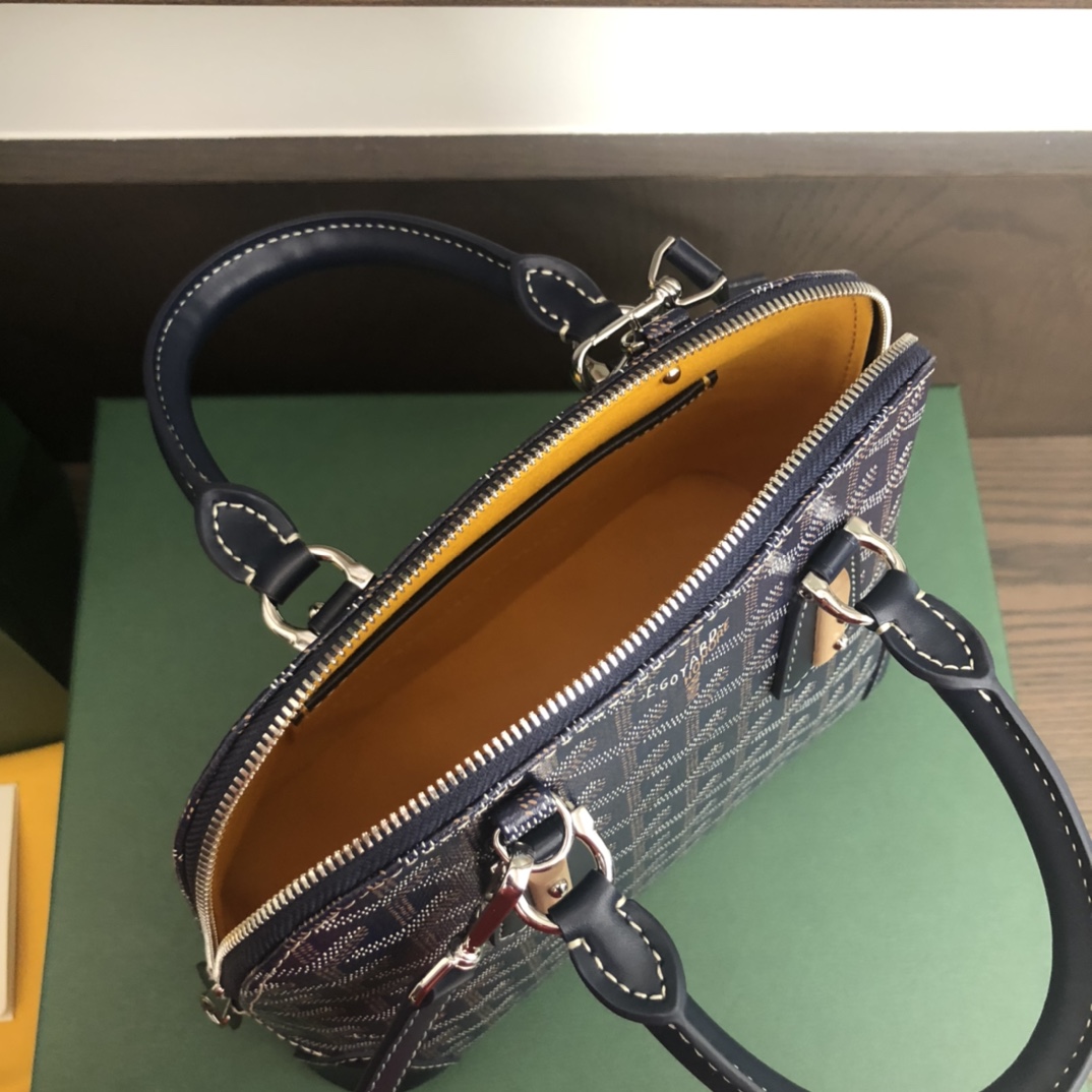 Bagsaaa G09ard Vendôme Mini Bag Dark Blue - 23 x 10.5 x 18.5 cm
