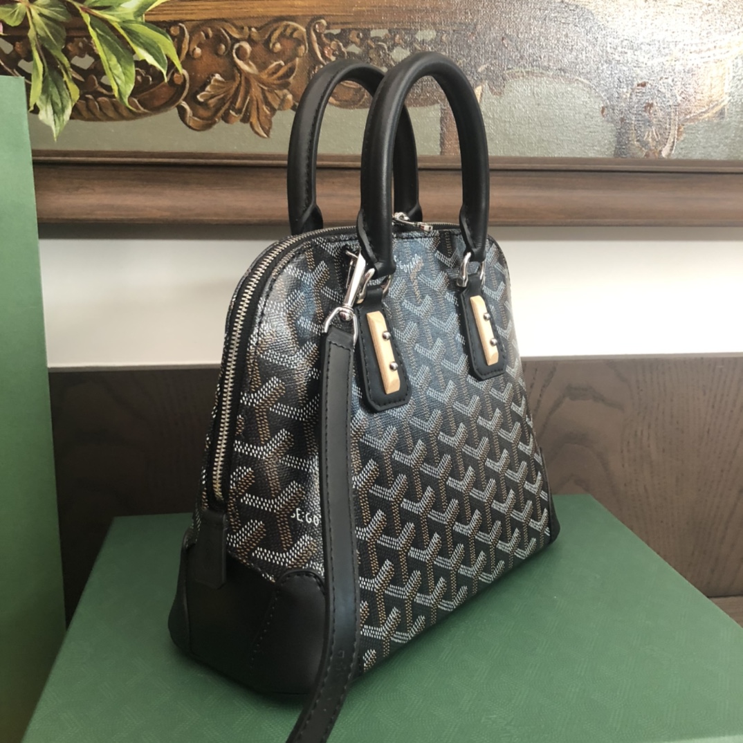 Bagsaaa G09ard Vendôme Mini Bag Black - 23 x 10.5 x 18.5 cm