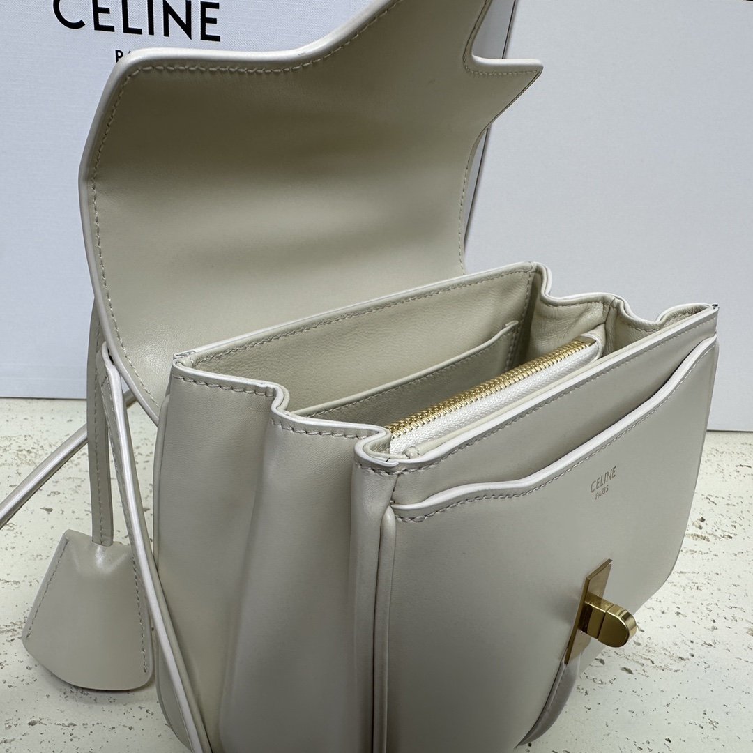 Bagsaaa Ce1i*e Mini 16 In Calfskin Off White - 18.5 X 15.5 X 9 CM