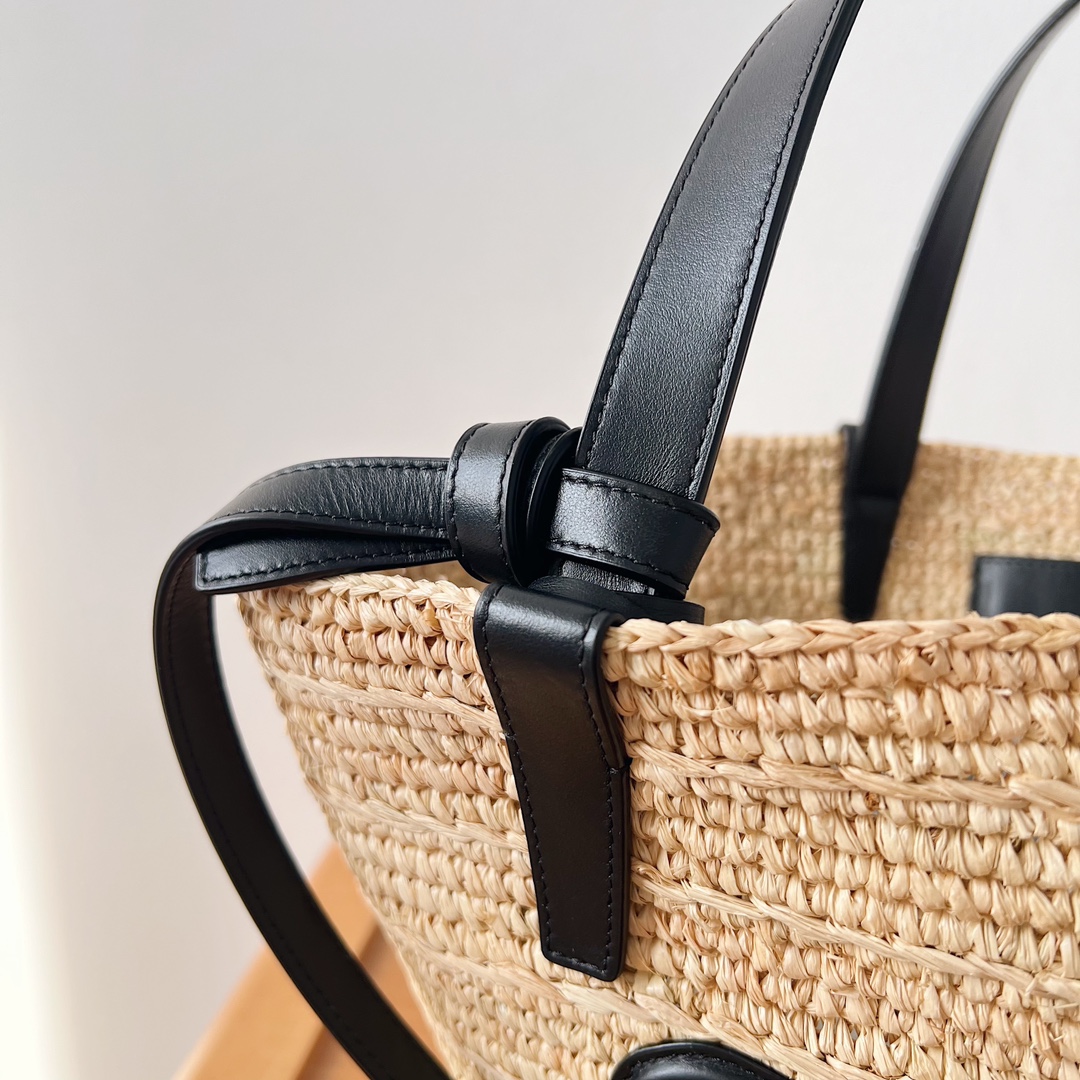 Bagsaaa Teen S*pple Classic Panier In Raffia and calfskin black - 21.5 x 22 x 13 CM
