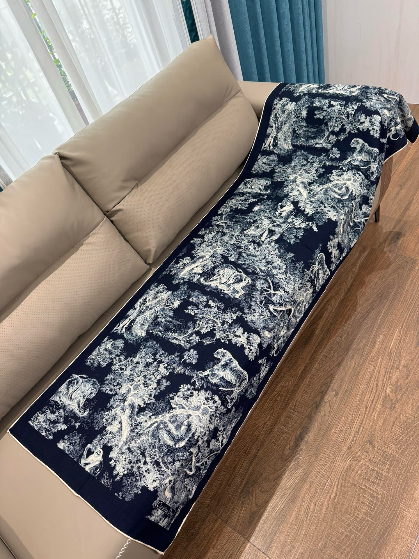 Bagsaaa D10r Scarf 01 - 60x200 cm