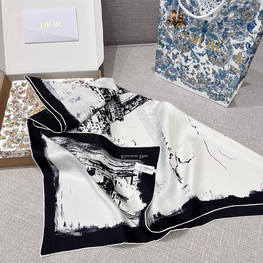 Bagsaaa D10r Scarf 04 - 90x90 cm
