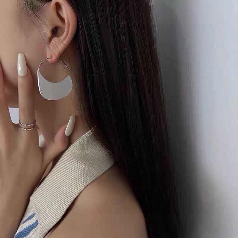 Bagsaaa Ce1i*e Earrings 01