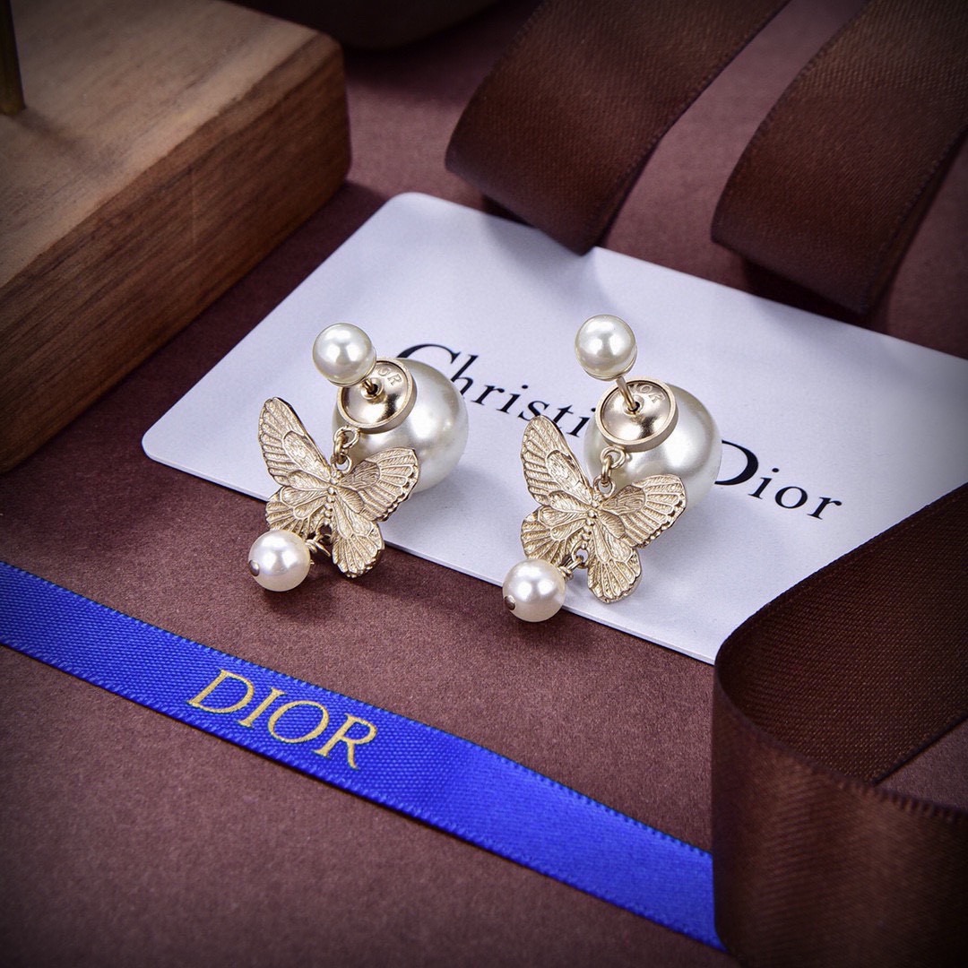Bagsaaa D10r Earrings 07