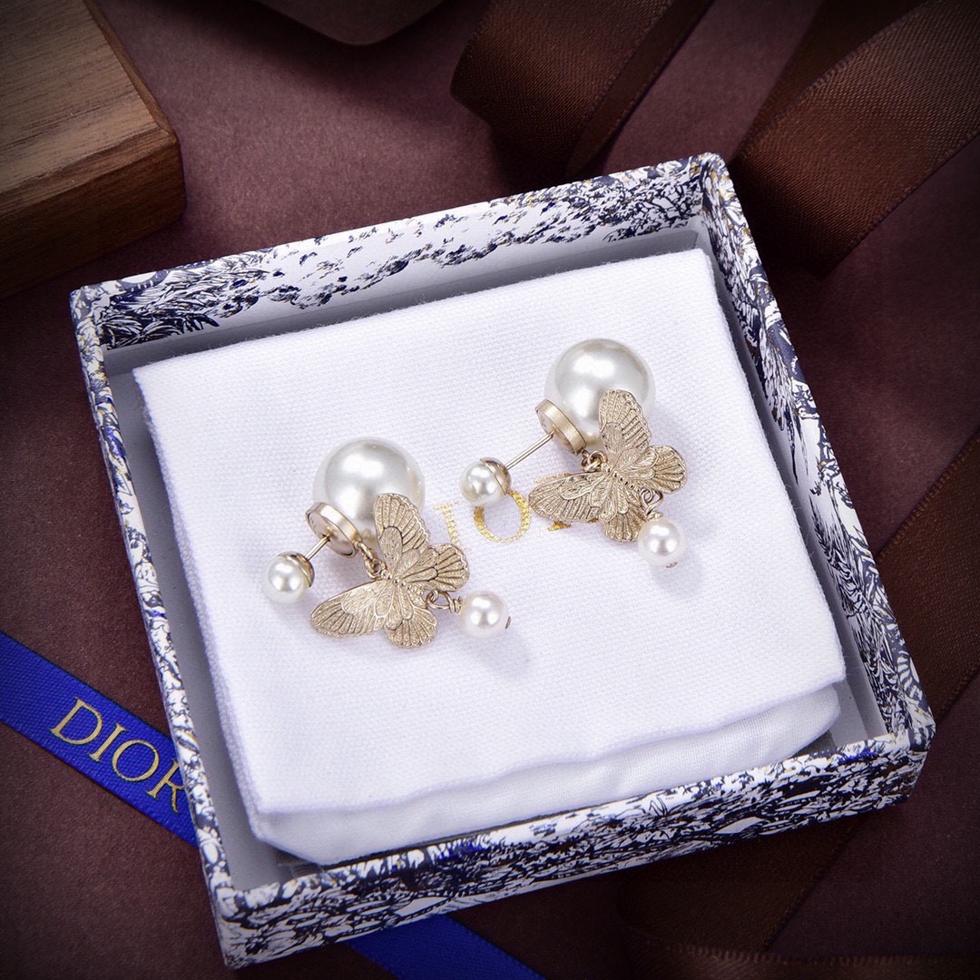 Bagsaaa D10r Earrings 07