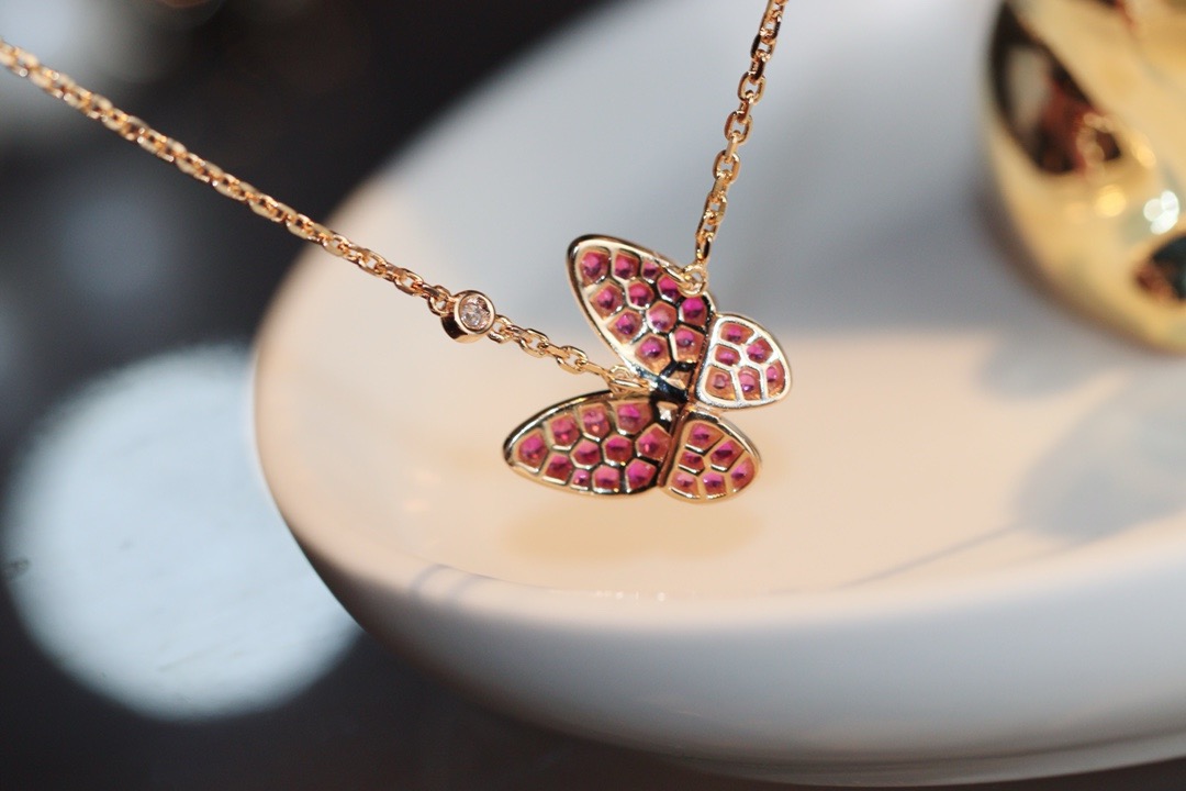 Bagsaaa VCA Necklace 01