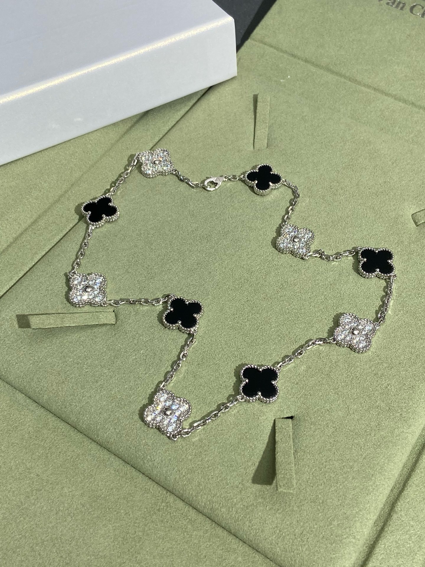 Bagsaaa VCA Necklace 08
