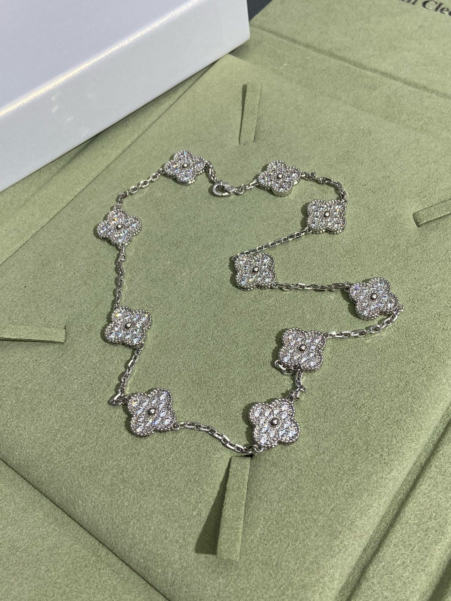 Bagsaaa VCA Necklace 10