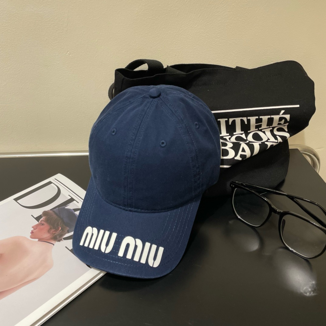 Bagsaaa M1um1u Hat 02