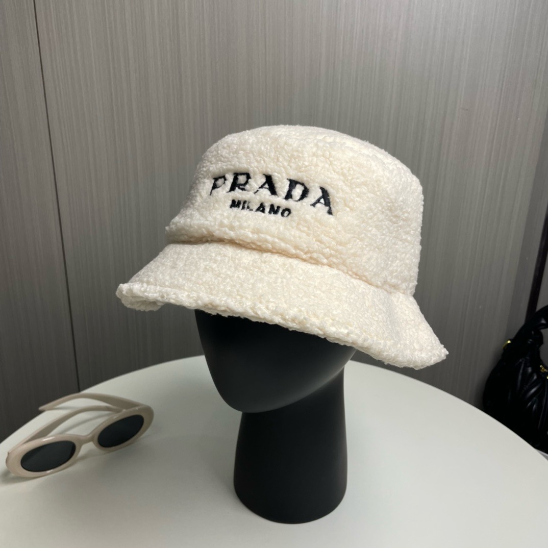 Bagsaaa Pra*a Hat 02