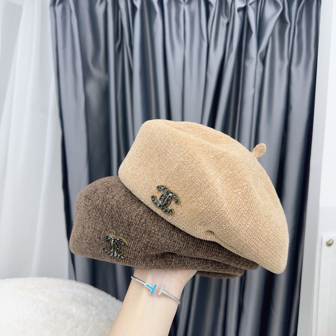Bagsaaa Ch**el Hat 02