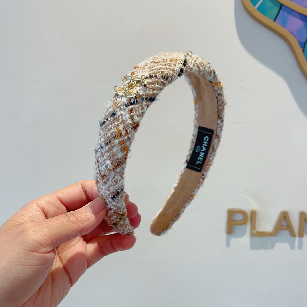 Bagsaaa Ch**el Tweed Headband