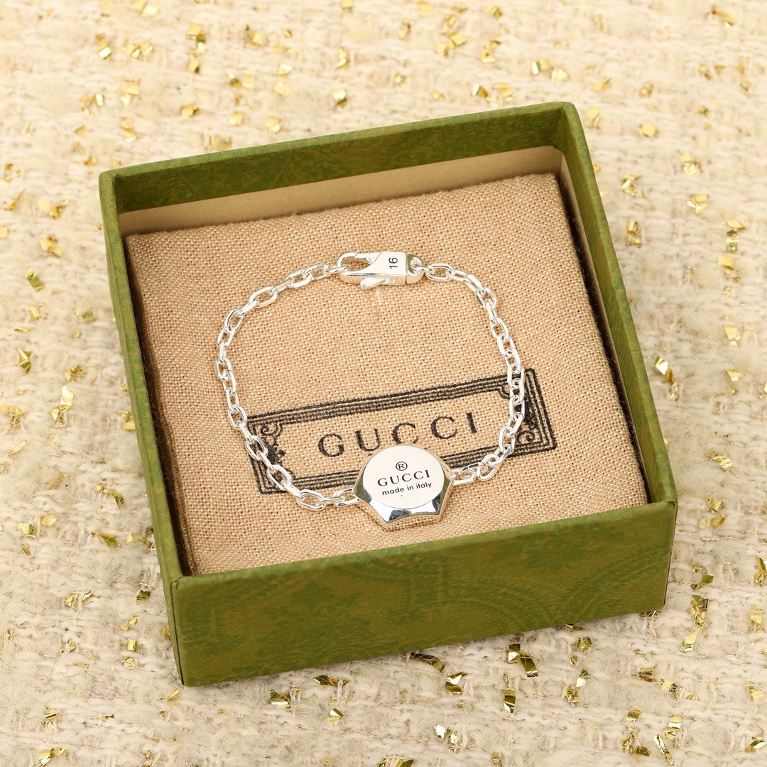 Bagsaaa Gvc*1 Bracelet 04