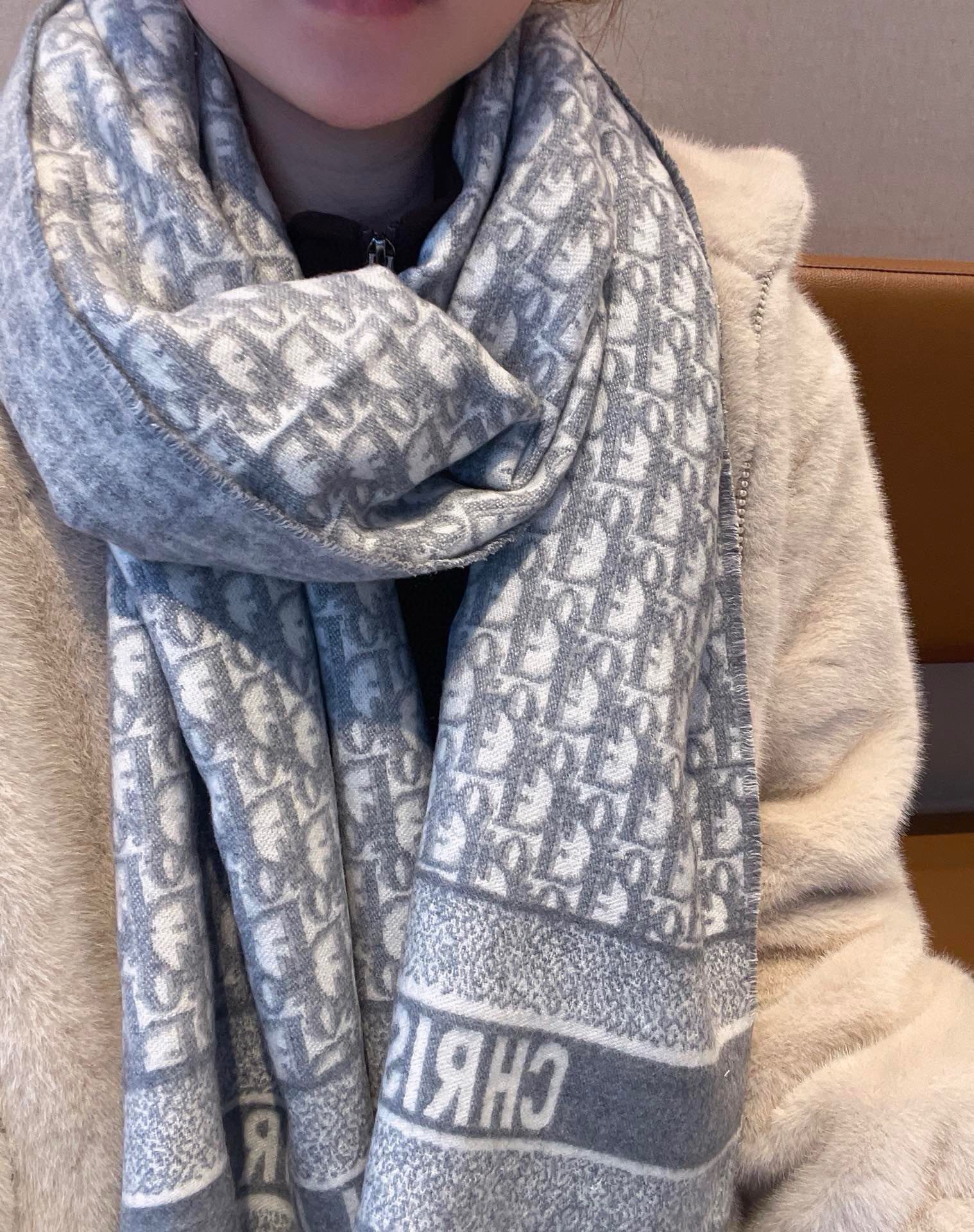 Bagsaaa D10r Scarf - 200x45 cm